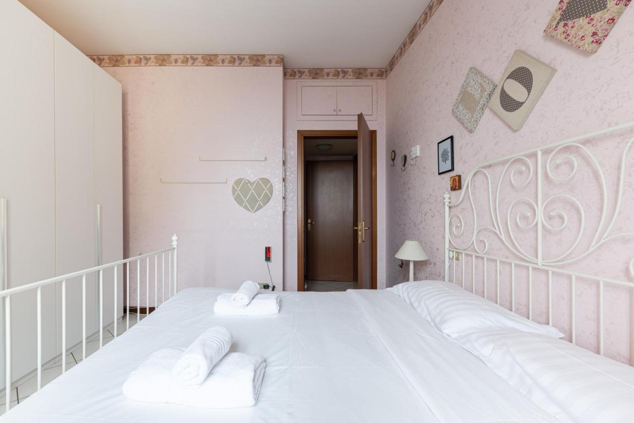 Bnbutler Torelli - Grazioso E Luminoso Bilocale Leilighet Milano Eksteriør bilde